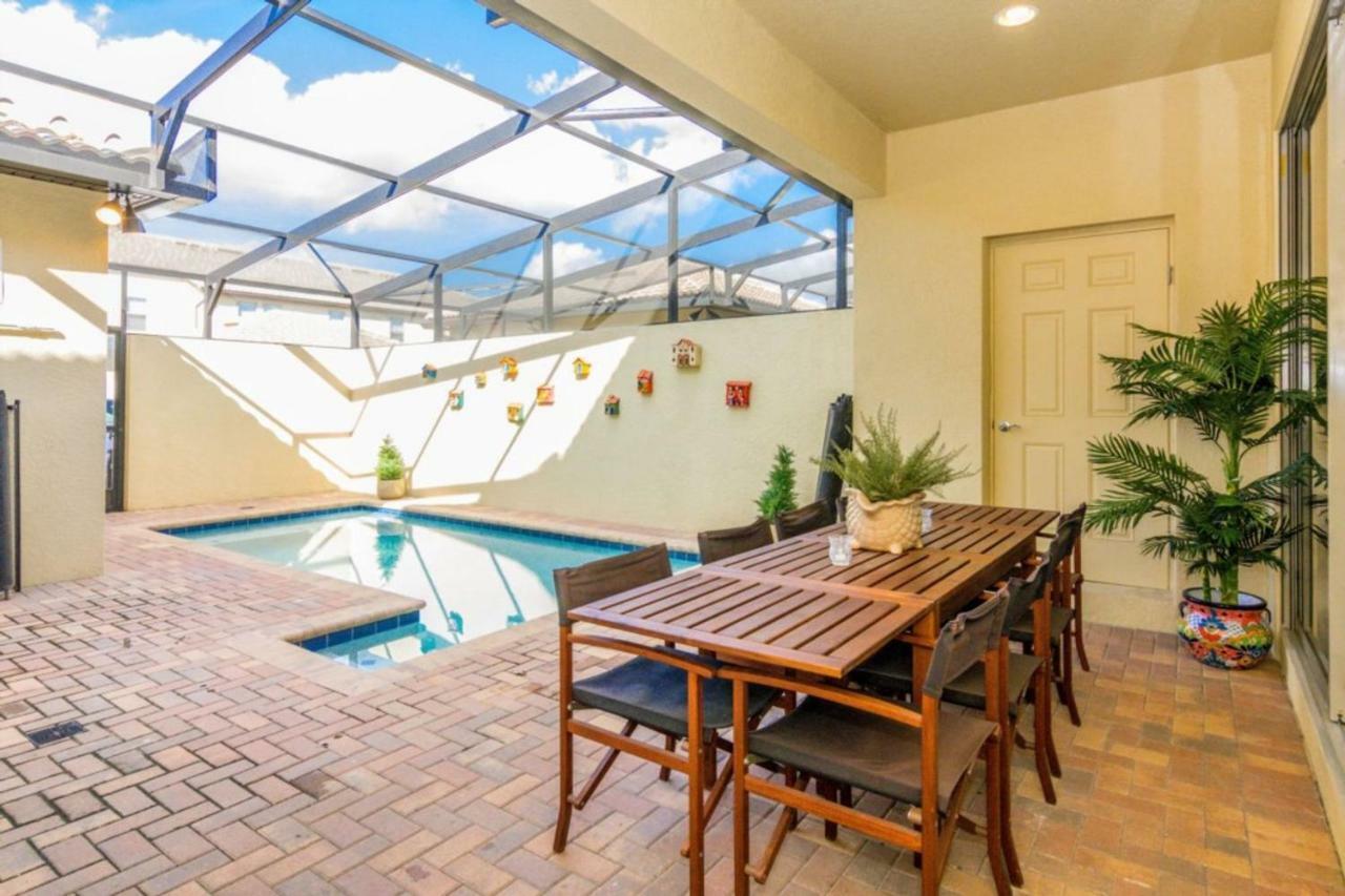 Luxurious Vacation Townhome With Private Pool At Windsor At Westside Ww8948 คิสซิมมี ภายนอก รูปภาพ