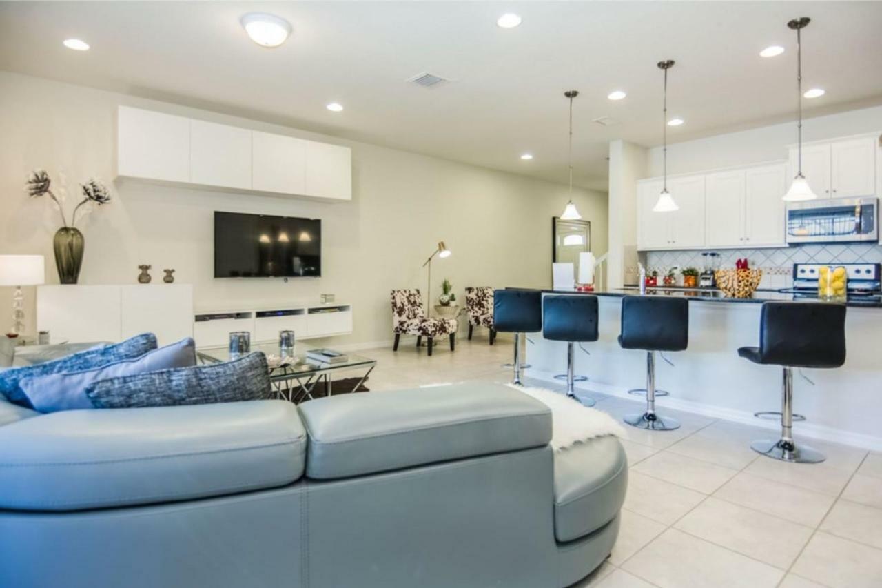 Luxurious Vacation Townhome With Private Pool At Windsor At Westside Ww8948 คิสซิมมี ภายนอก รูปภาพ